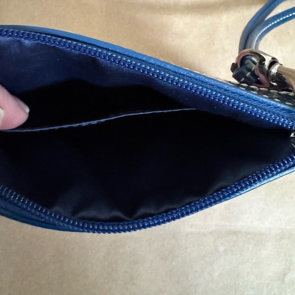 Coach Multicoloured Satin Wristlet with Blue Patent Leather Trim. 7” by 4.5” - Picture 7 of 7